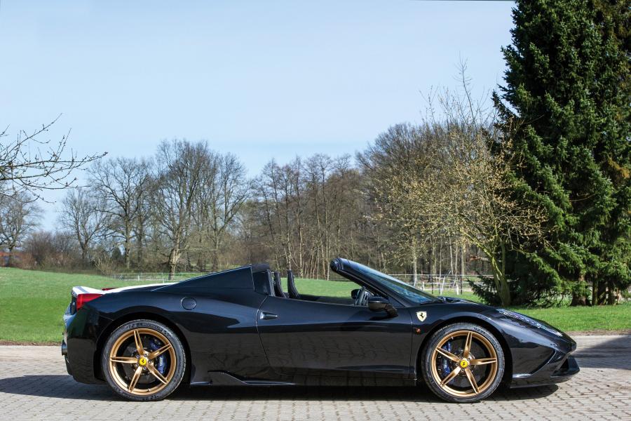  Ferrari 458 Italia Speciale A 2014 года  (фото 19 из 24)